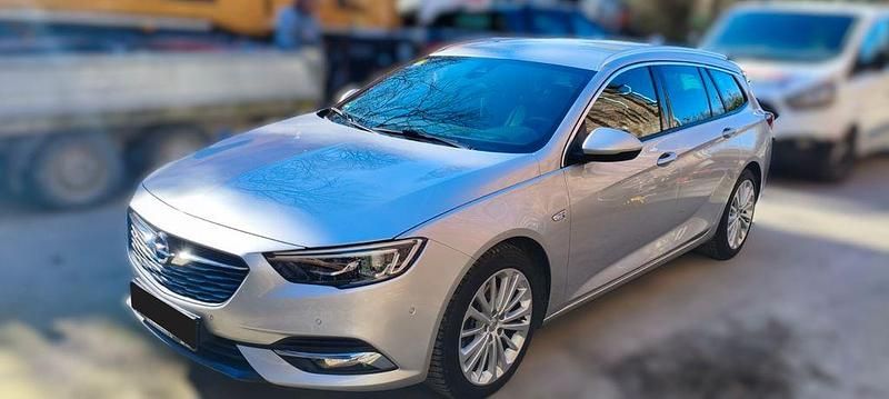 Gebraucht Opel Insignia Dynamic 165 PS (121 kW) 2017 Silber Kombi