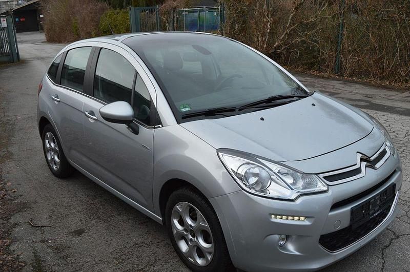 Gebraucht Citroën C3 Exclusive 82 PS (60 kW) 2015 Silber Kleinwagen