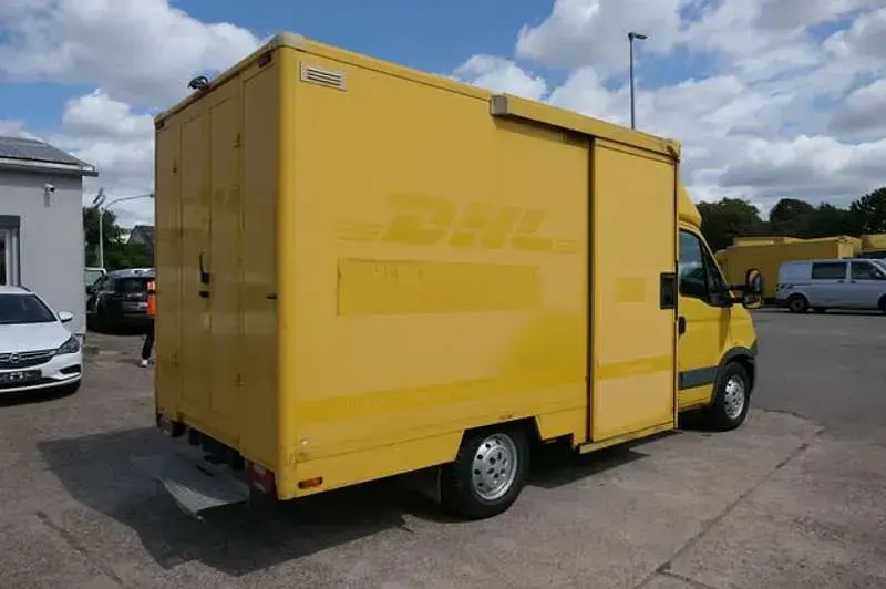 Gebraucht Iveco Daily 106 PS (77 kW) 2013 Gelb Limousine