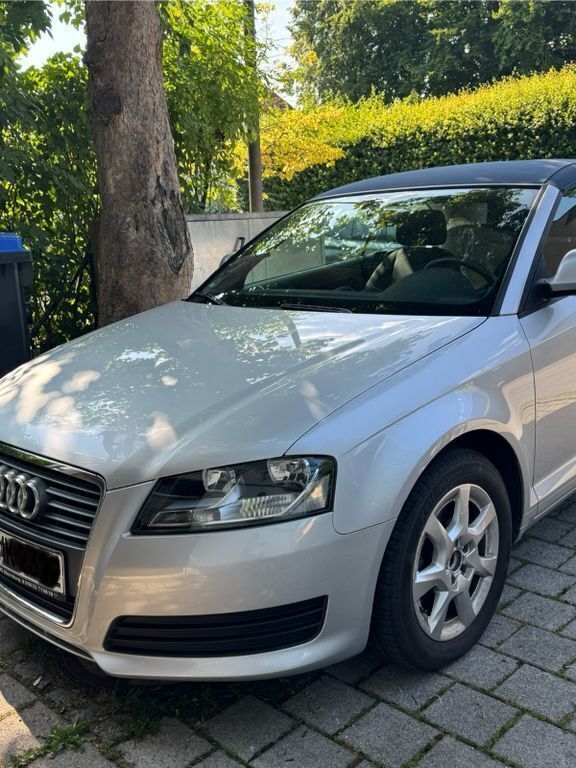 Silber Gebraucht 2009 Audi A3 Cabriolet Sport Cabrio | 8.490 € (Fairer Preis) - Bild 1/4