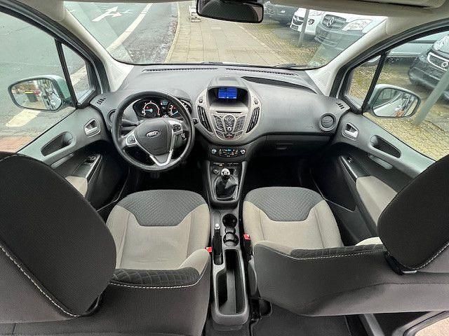 Gebraucht Ford Tourneo Courier 75 PS (55 kW) 2017 Van / Kleinbus