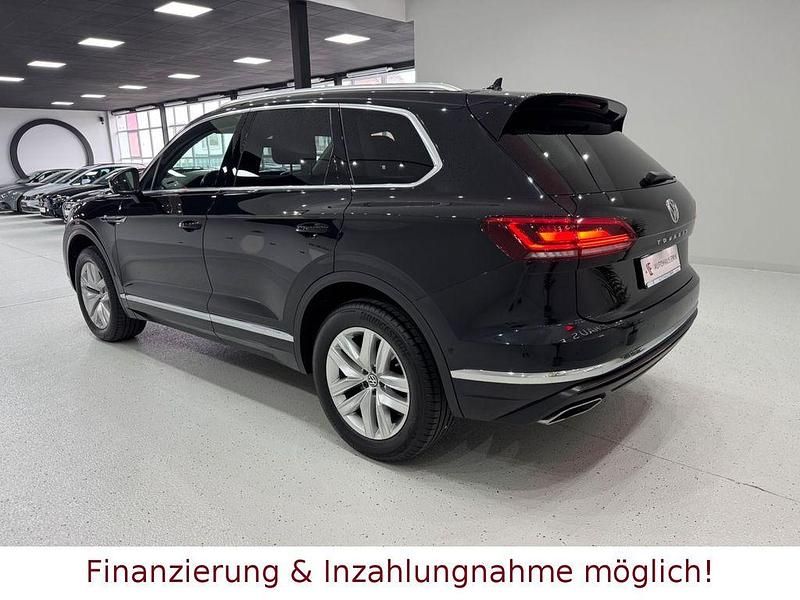 Gebraucht VW Touareg Elegance 286 PS (210 kW) 2018 Schwarz SUV