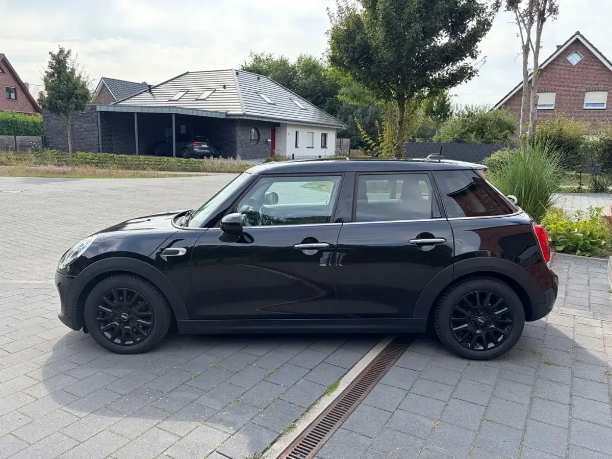 Gebraucht Mini Cooper Chili 136 PS (100 kW) 2016 Schwarz Kleinwagen
