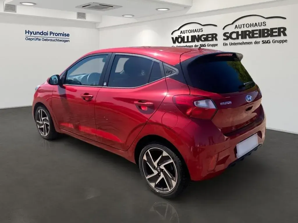 Gebraucht Hyundai i10 Edition 30+ 67 PS (49 kW) 2021 Rot Kleinwagen