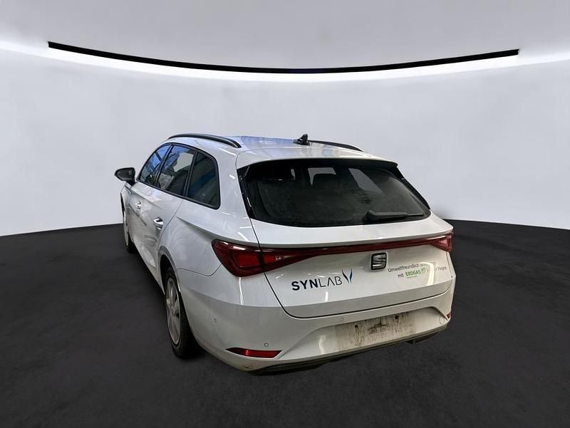 Gebraucht Seat Leon 131 PS (96 kW) 2021 Weiß Limousine