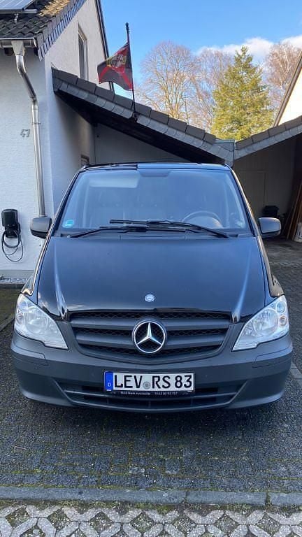 Gebraucht Mercedes Vito 136 PS (100 kW) 2013 Schwarz Van