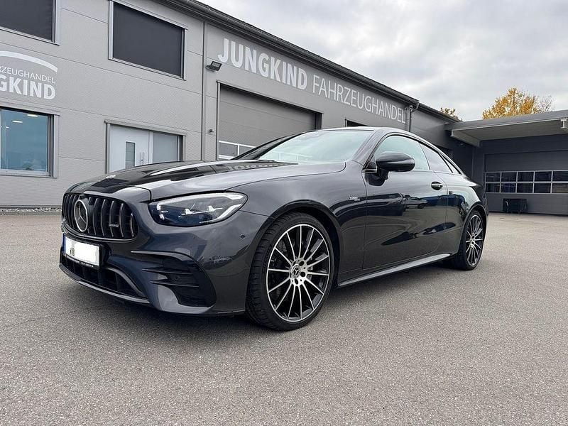 Grau Gebraucht 2023 Mercedes E53 AMG AMG Coupé | 67.771 € (Fairer Preis) - Bild 1/4