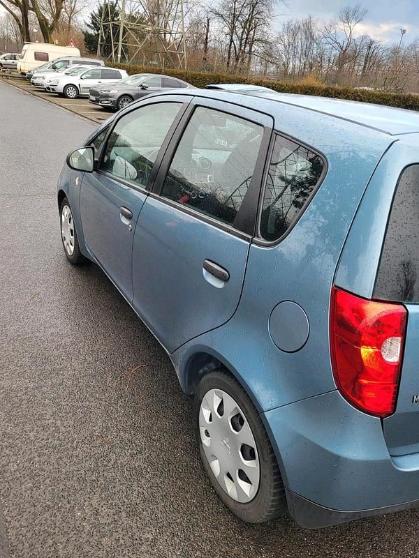 Gebraucht Mitsubishi Colt 95 PS (69 kW) 2010 Blau Kleinwagen