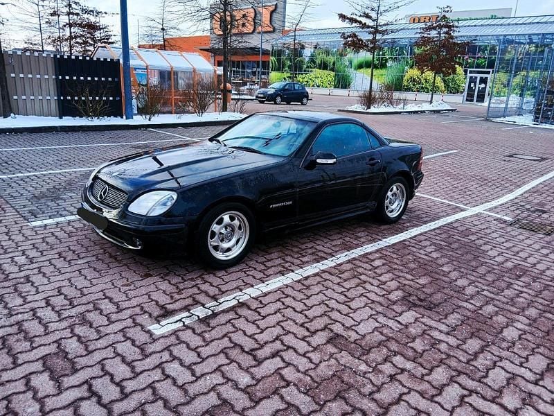 Gebraucht Mercedes SLK200 163 PS (119 kW) 2000 Schwarz Cabrio