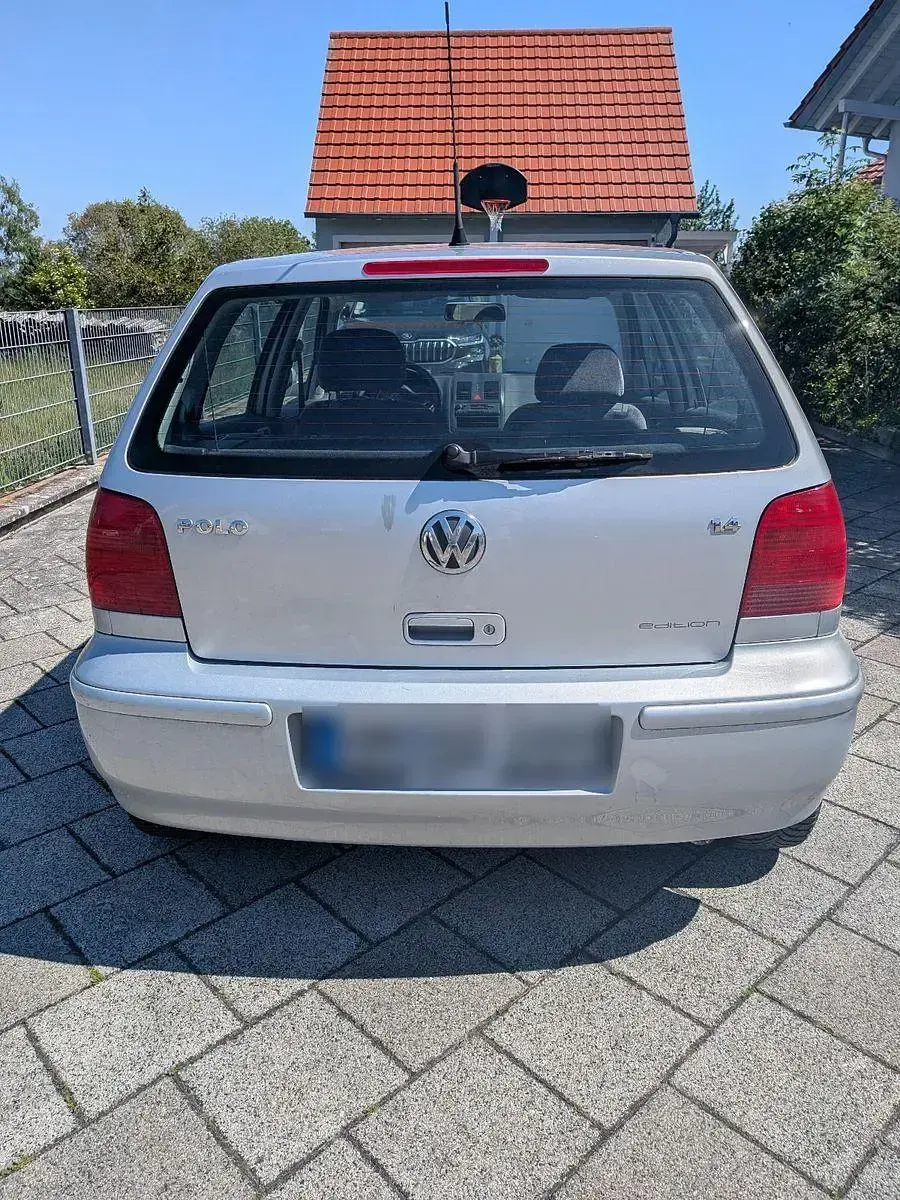 Brugt VW Polo 75 HK (55 kW) 2001 Sølv Sedan