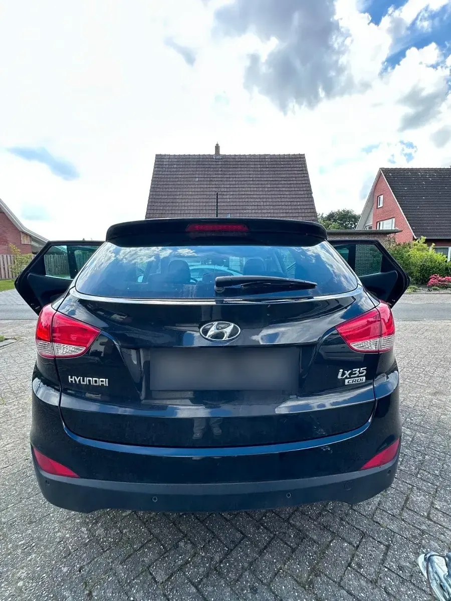 Gebraucht Hyundai ix35 136 PS (100 kW) 2012 Schwarz SUV