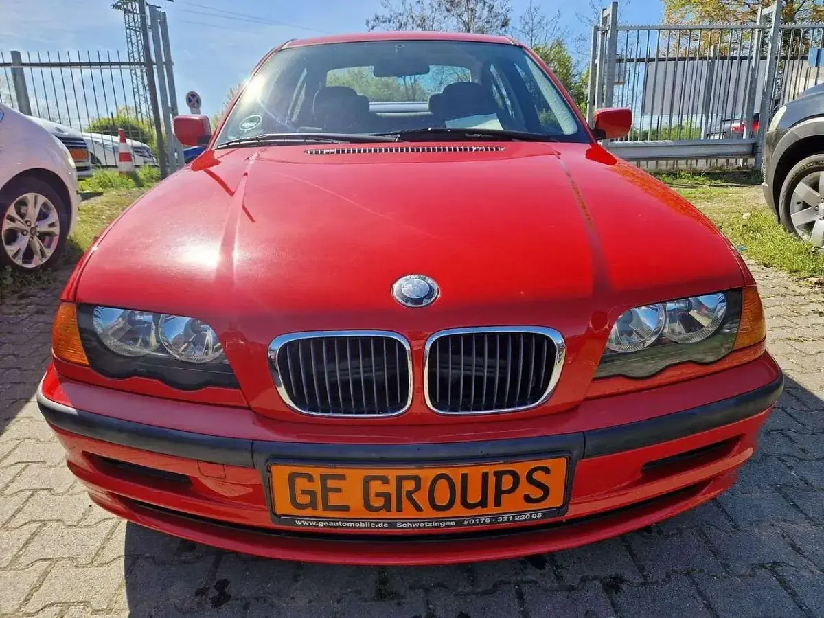 Gebraucht BMW 316 Sport Line 105 PS (77 kW) 1999 Rot Limousine
