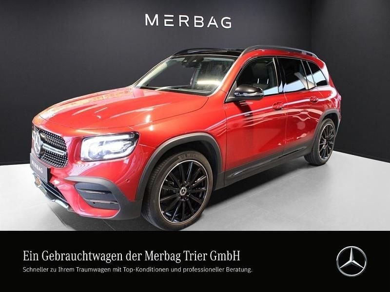 Rot Gebraucht 2022 Mercedes GLB220 AMG SUV | 25.960 € (Superpreis) - Bild 1/4