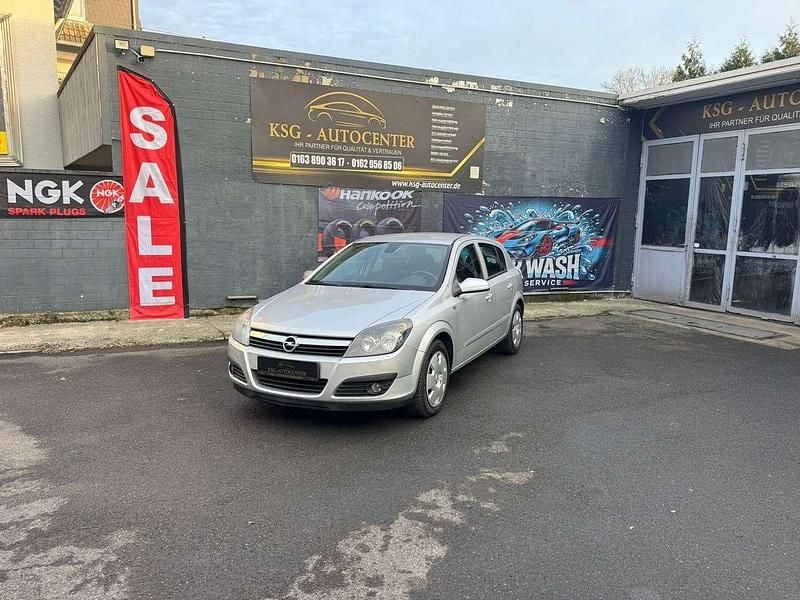 Starsilber iii m2 Gebraucht 2006 Opel Astra Edition Kleinwagen | 4.399 € (Fairer Preis) - Bild 1/4