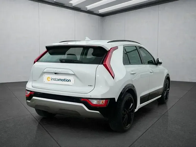 Używany Kia Niro 171 KM (125 kW) 2025 Biały SUV