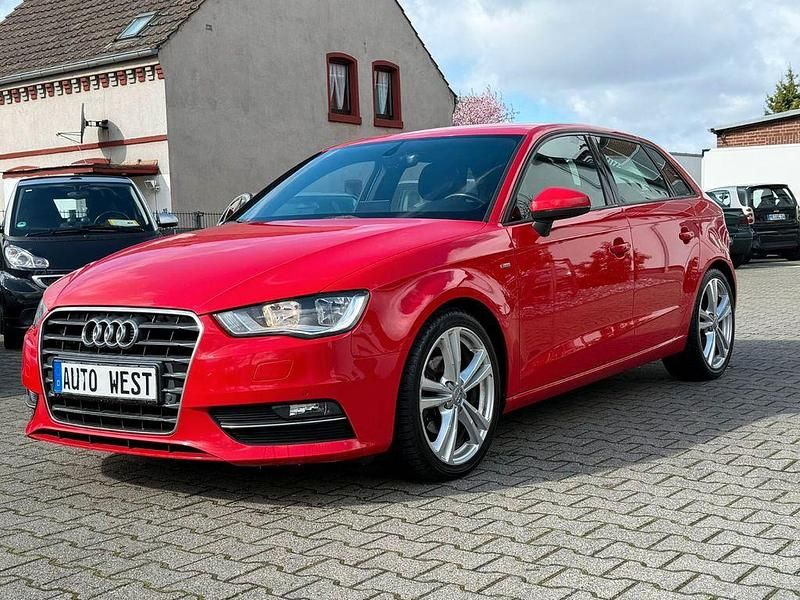 Gebraucht Audi A3 S-Line 150 PS (110 kW) 2015 Rot Limousine