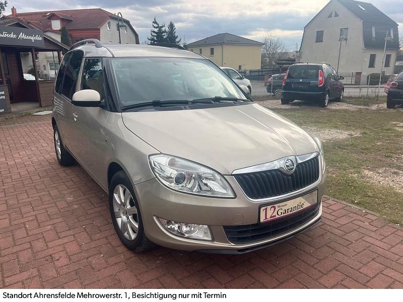 Beige Gebraucht 2014 Skoda Roomster Van / Kleinbus | 8.390 € (Teuer) - Bild 1/4