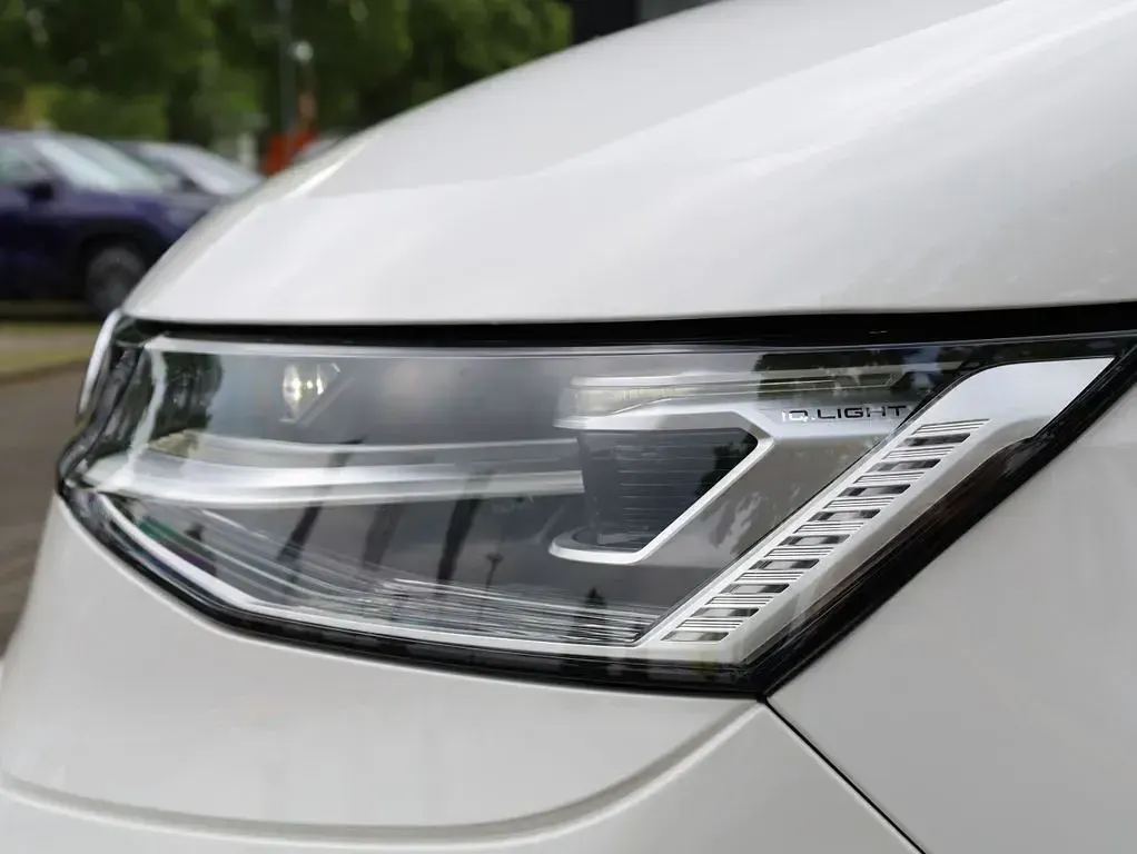 Używany VW Multivan 204 KM (150 kW) 2022 Biały Minivan
