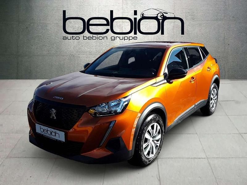 Gebraucht Peugeot 2008 Active 101 PS (74 kW) 2023 Metfa orange fusion SUV