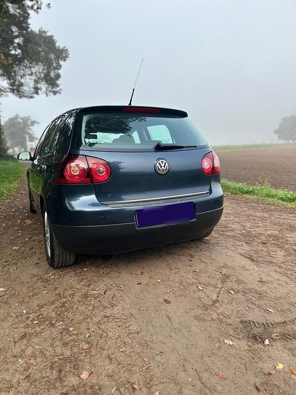 Gebraucht VW Golf VI 80 PS (58 kW) 2008 Blau Kleinwagen