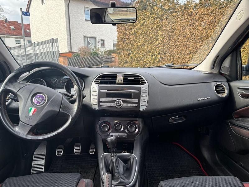 Gebraucht Fiat Bravo Emotion 90 PS (66 kW) 2007 Rot Kleinwagen