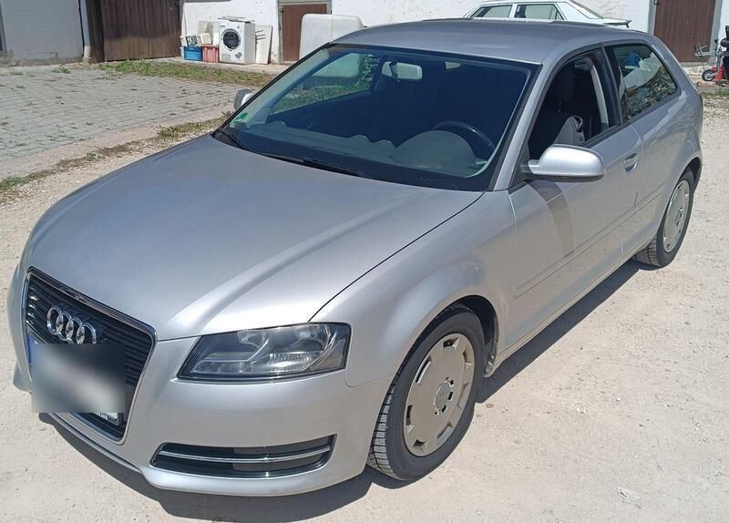 Gebraucht 2011 Audi A3 Attraction Kleinwagen | 4.000 € (Guter Preis) - Bild 1/4