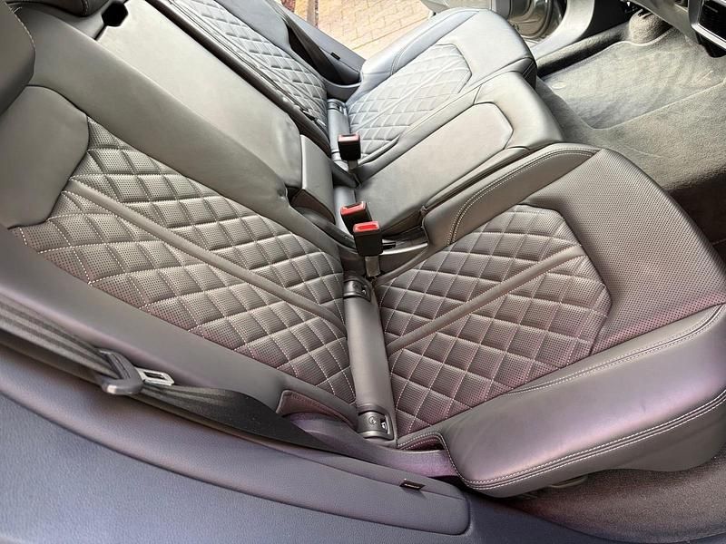 Gebraucht Audi Q8 286 PS (210 kW) 2019 Grau SUV