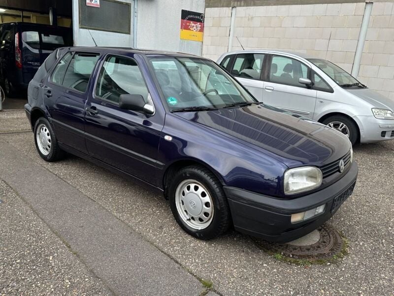 Blau Gebraucht 1996 VW Golf III Limousine | 1.000 € - Bild 1/4