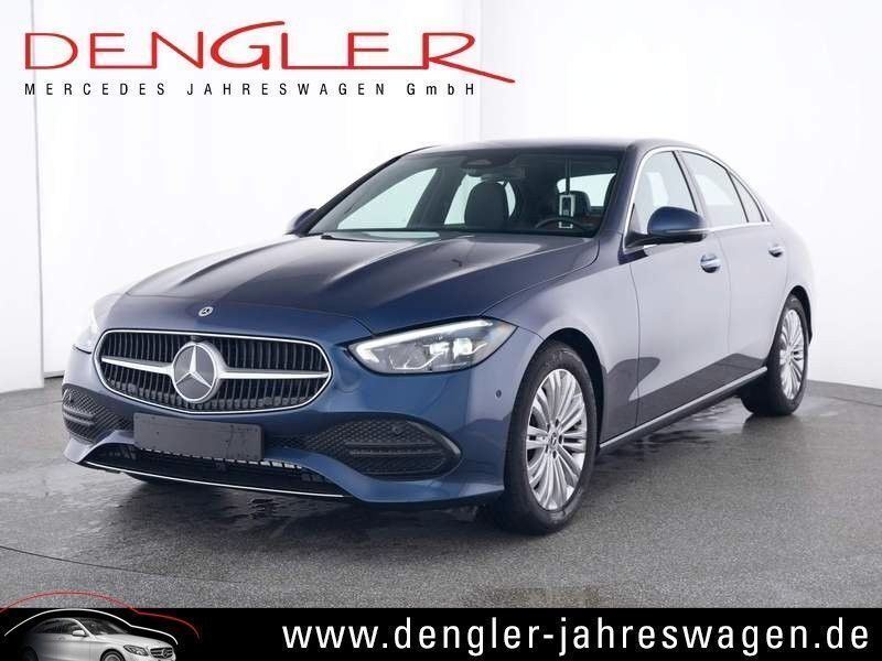 Blau Gebraucht 2024 Mercedes C200 Advanced Limousine | 39.890 € (Fairer Preis) - Bild 1/4
