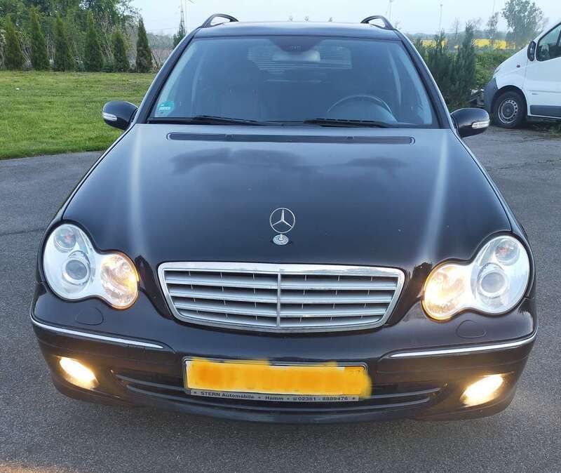 Blau Gebraucht 2005 Mercedes C180 Sport Edition Kombi | 2.000 € (Superpreis) - Bild 1/4
