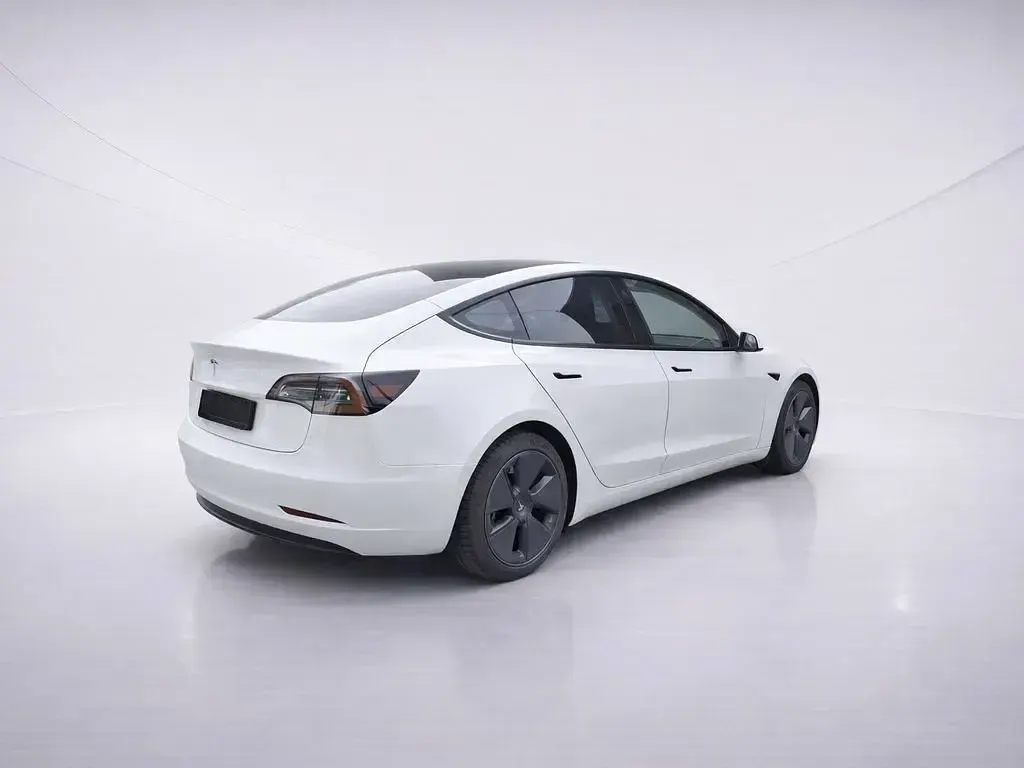 Gebraucht Tesla Model 3 366 kW (498 PS) 2023 Weiß Limousine
