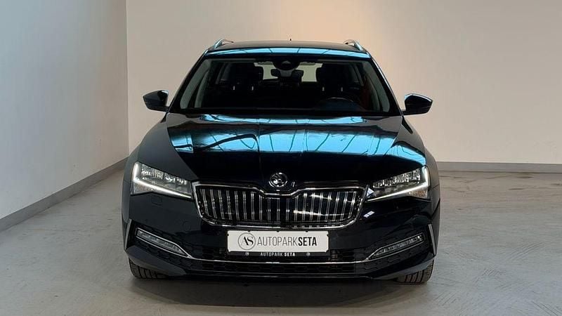 Gebraucht Skoda Superb Ambition 218 PS (160 kW) 2020 Schwarz Kombi