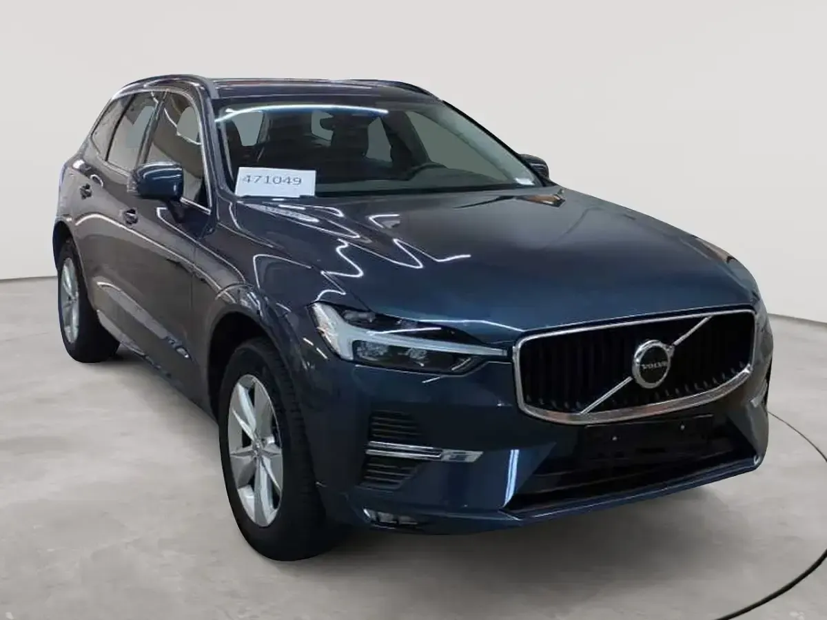 Gebraucht Volvo XC60 Core 197 PS (144 kW) 2024 SUV