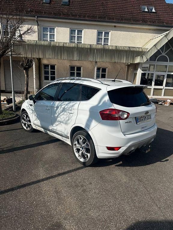 Gebraucht Ford Kuga Individual 163 PS (119 kW) 2010 Weiß SUV