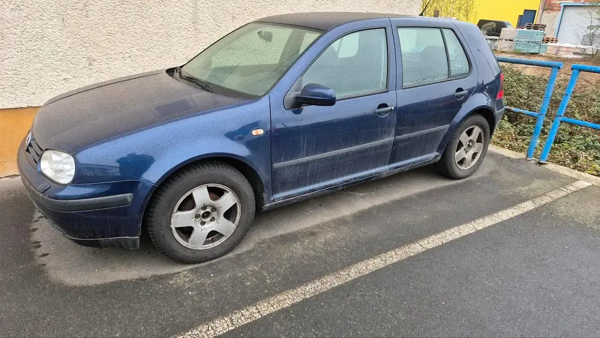 Second-hand VW Golf III 100 CP (73 kW) 1999 Albastru Berlinǎ