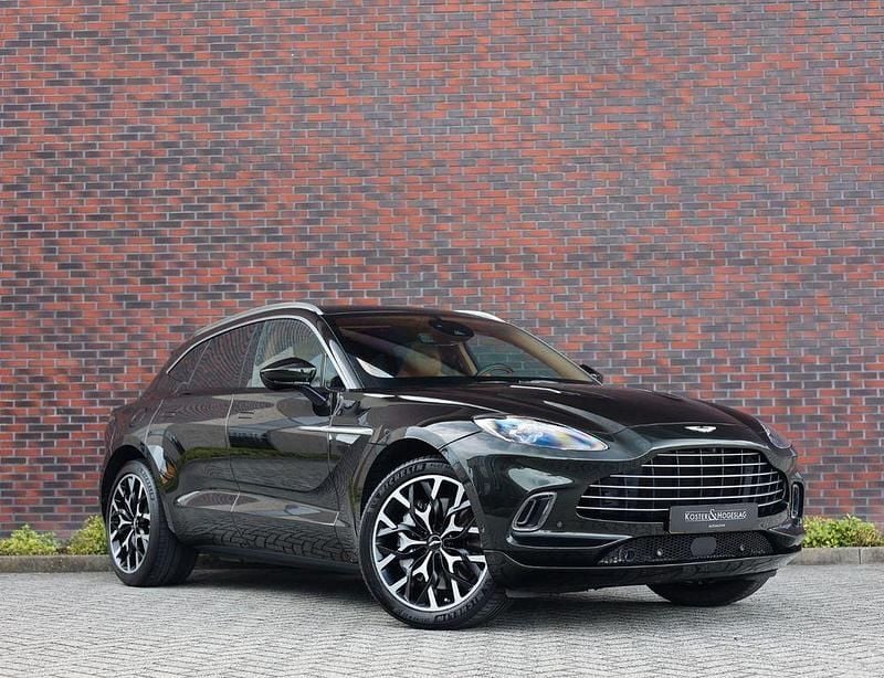 Grün Gebraucht 2020 Aston Martin DBX SUV | 120.940 € (Teuer) - Bild 1/4