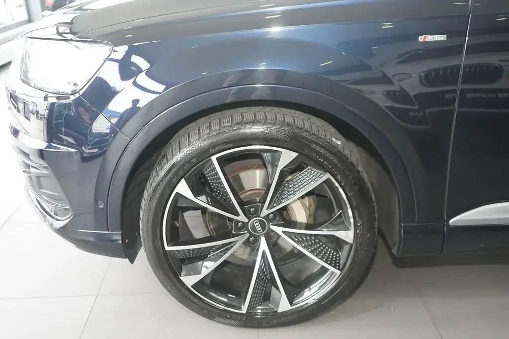 Gebraucht Audi Q7 Sport 272 PS (200 kW) 2016 Ink blue, metallic SUV