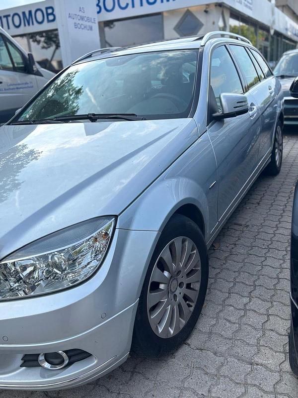 Gebraucht Mercedes C250 204 PS (150 kW) 2011 Silber Kombi