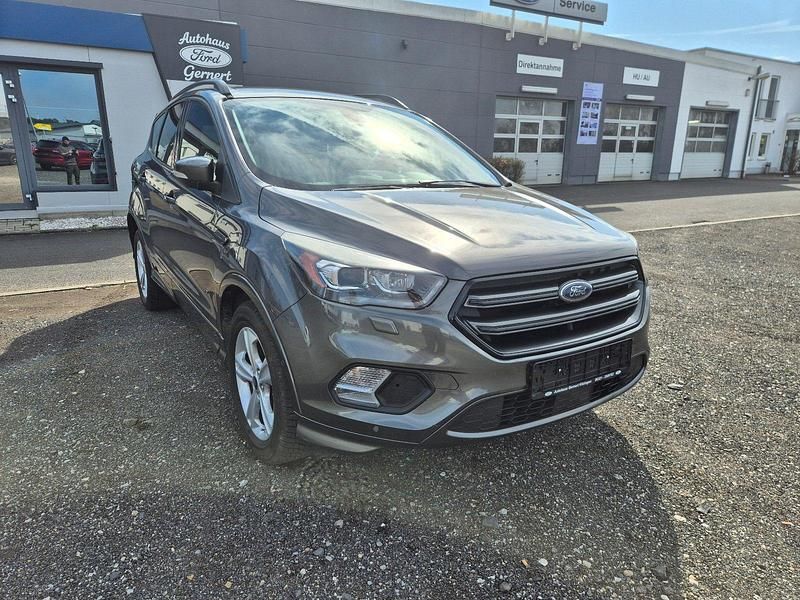 Gebraucht Ford Kuga ST-Line 150 PS (110 kW) 2017 Grau SUV