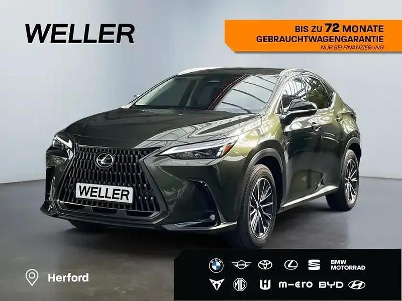 Gruen Gebraucht 2025 Lexus NX450h+ E-FOUR Executive Line SUV | 52.980 € (Superpreis) - Bild 1/3