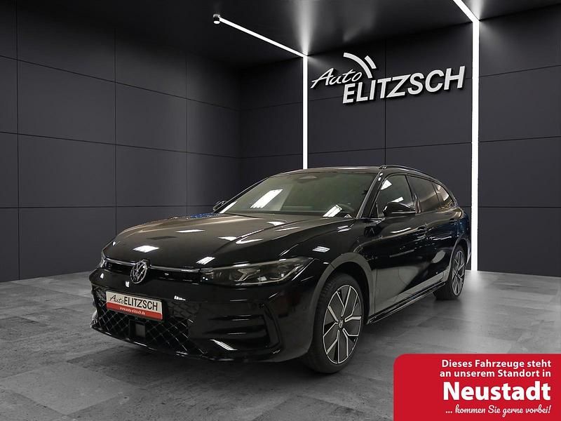 Grenadillschwarz metallic Neu 2026 VW Passat IQ Drive Kombi | 77.950 € - Bild 1/4
