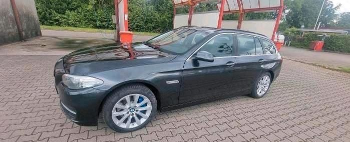 Gebraucht BMW 530 Comfort Edition 320 PS (235 kW) 2014 Andere farben Kombi