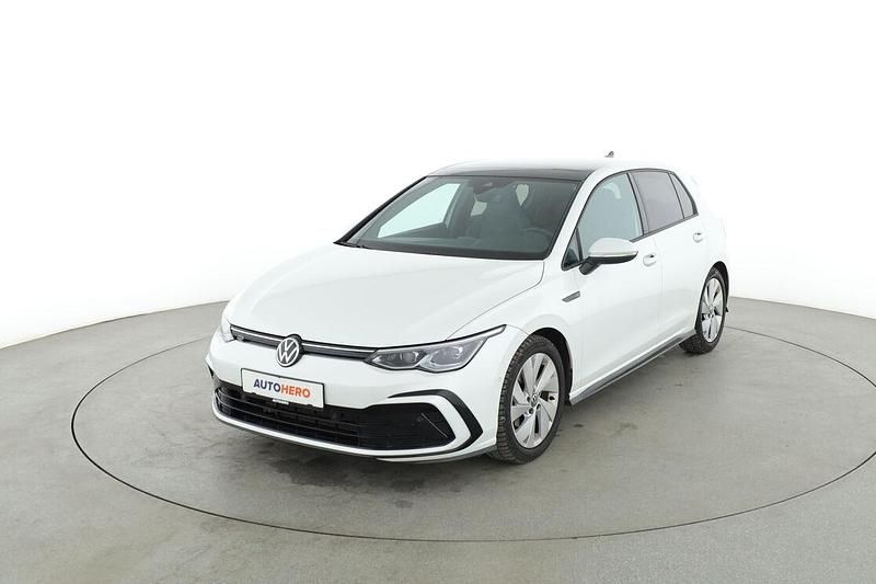 Weiß Gebraucht 2020 VW Golf VIII R-line Limousine | 26.430 € (Etwas zu teuer) - Bild 1/3