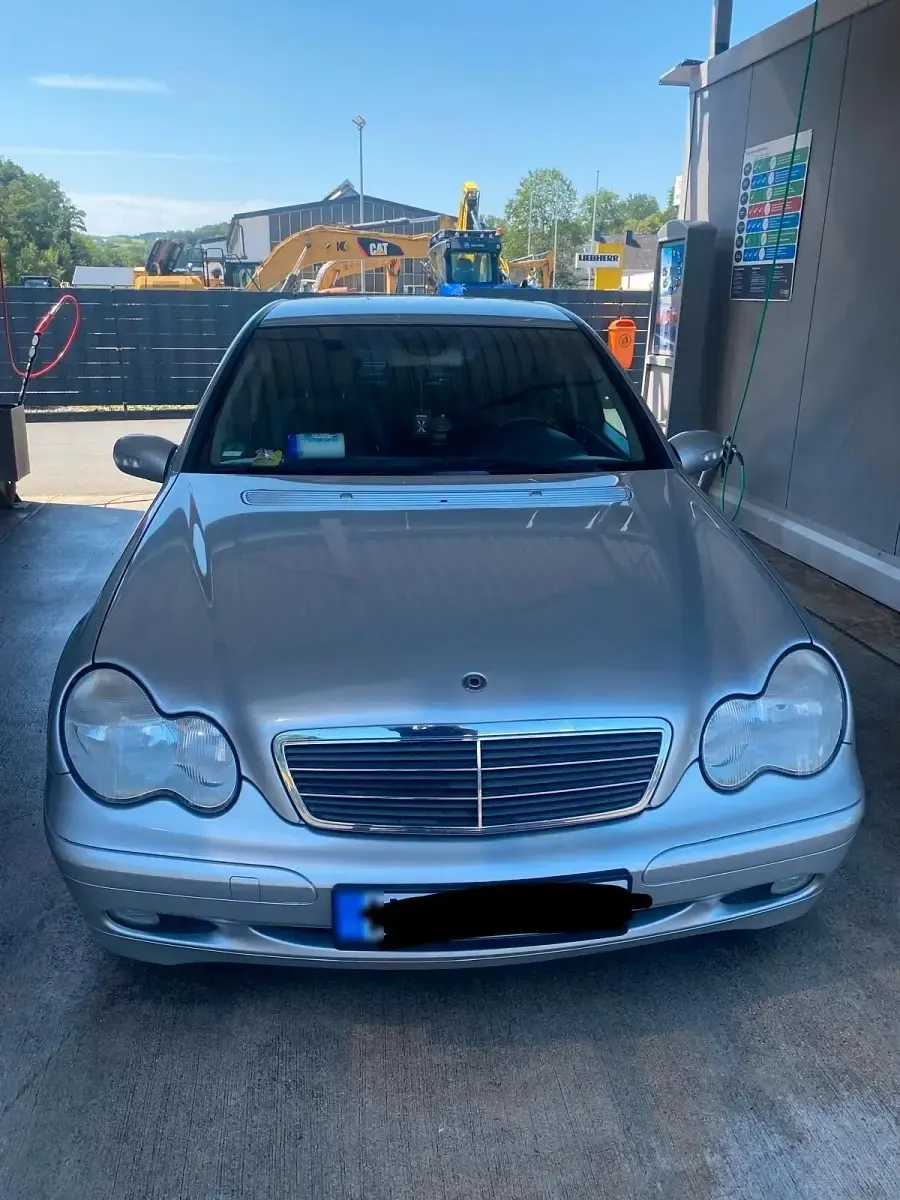 Gebraucht Mercedes C180 143 PS (105 kW) 2001 Grau Kleinwagen
