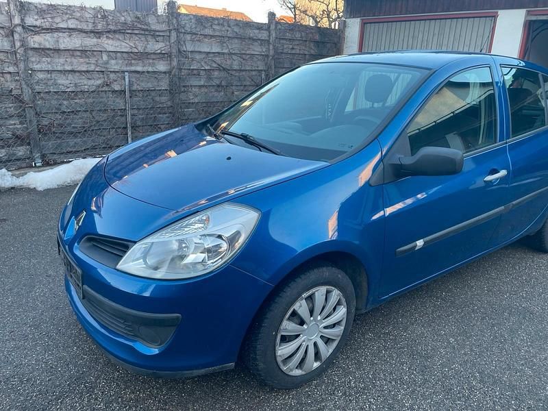 Gebraucht Renault Clio III 75 PS (55 kW) 2008 Kleinwagen