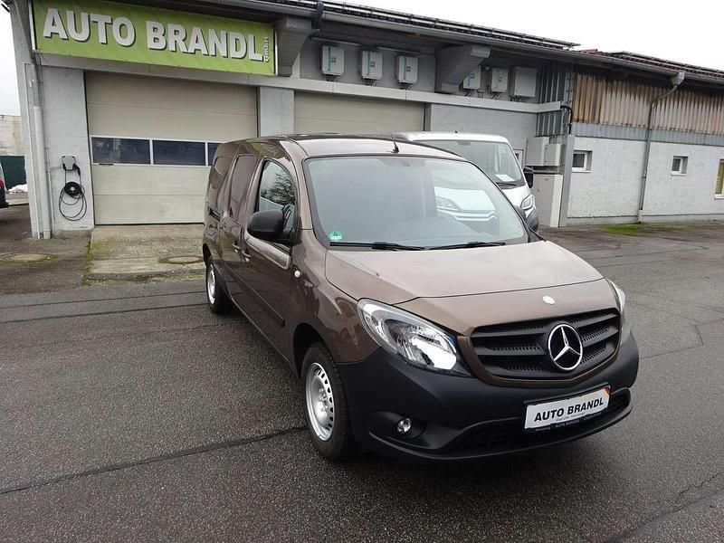 Gebraucht Mercedes Citan 111 110 PS (80 kW) 2017 Limonitbraun metallic Van / Kleinbus
