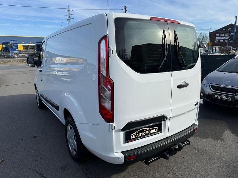 Gebraucht Ford Transit Custom Trend 131 PS (96 kW) 2020 Weiß Limousine