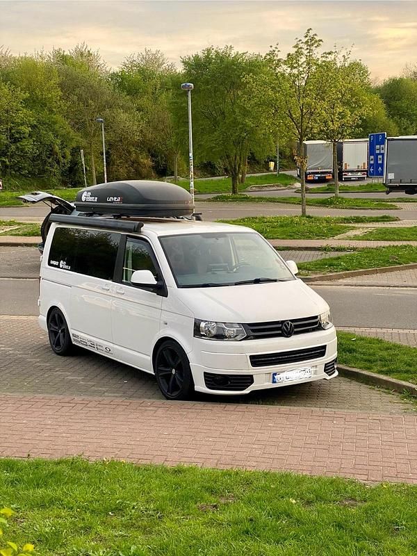 Weiß Gebraucht 2011 VW T5 Van | 19.500 € - Bild 1/4