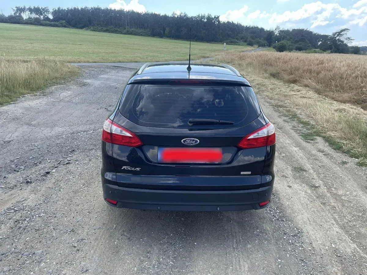Gebraucht Ford Focus SYNC Edition 125 PS (91 kW) 2013 Schwarz Kombi