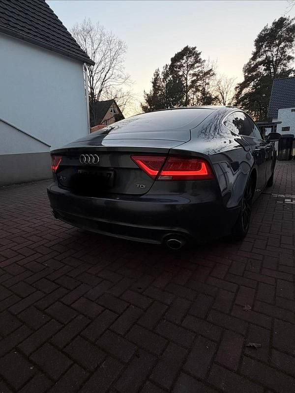 Gebraucht Audi A7 204 PS (150 kW) 2011 Grau Kleinwagen